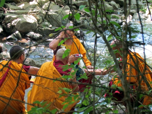 Buddyjscy mnisi