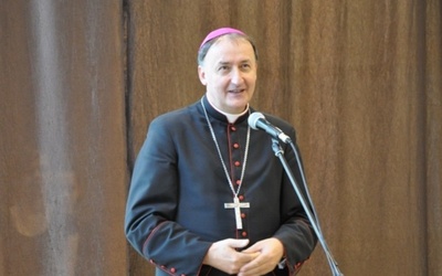 Bp Andrzej Jeż