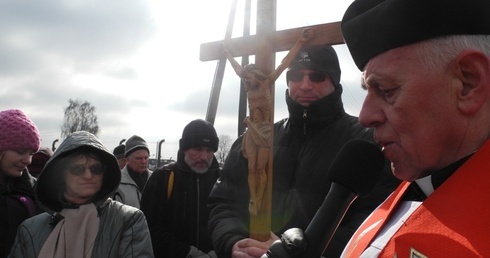 Jakby się publicznie spowiadało...