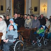  Od 25 lat w kościele św. Jakuba w Skierniewicach w trzecią niedzielę miesiąca odprawiane są Msze św. dla osób niepełnosprawnych 