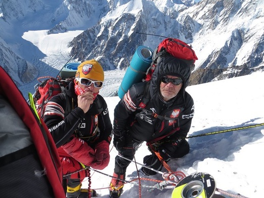 Historyczny triumf Polaków: Broad Peak zdobyty!