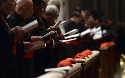Kardynałowie modlili się u grobu św. Piotra