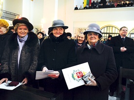 Odznaczone panie (od lewej): Jadwiga Odzimek, Zofia Münnich i Helena Łęcka