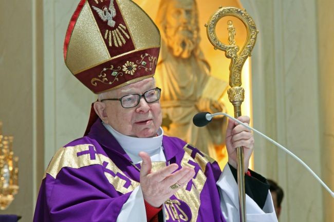 Habemus papam i aplauz we Wrocławiu 