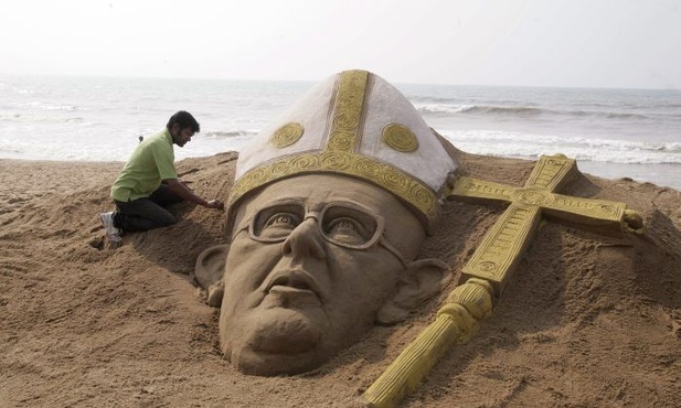 Papież na plaży!