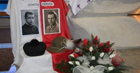Podczas Mszy św. przywołano kapłańską i żołnierską drogę ks. Marszałka