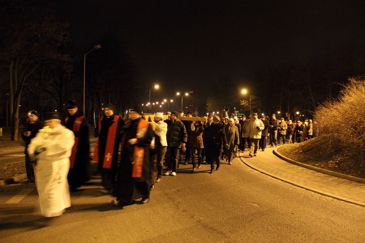 Droga Krzyżowa na os. Tysiąclecia