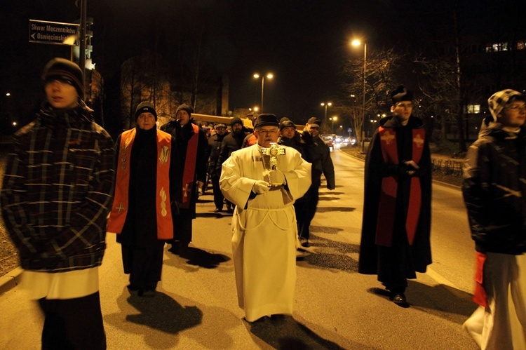 Droga Krzyżowa na os. Tysiąclecia