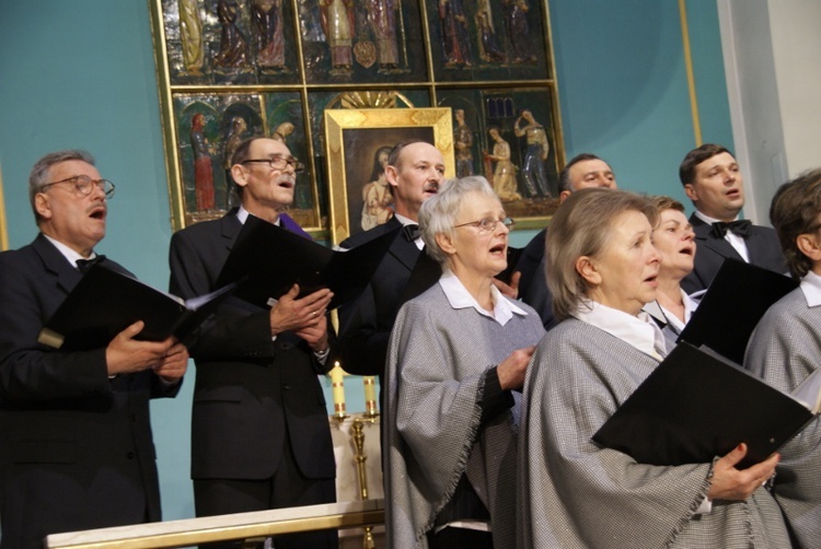 Przegląd chórów pieśni pokutnej i pasyjnej w Żorach