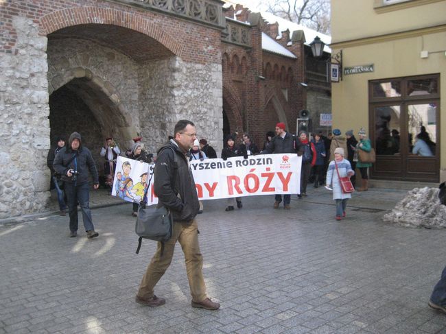 Manifestowali w obronie rodziny