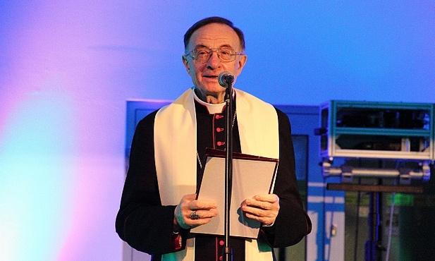 Inicjatorem oświadczenia jest ks. infułat Stanisław Bogdanowicz
