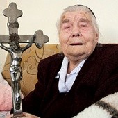  – Krzyż to pamiątka po mojej siostrze. Zmarła w czasie II wojny światowej. Bardzo ją kochałam – mówi Józefa Momot