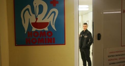 Kibice oddali krew dla rannych