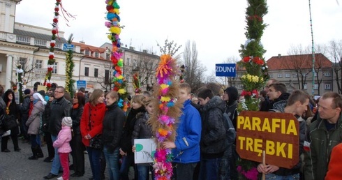 Dzień Młodzieży w diecezji łowickiej połączony jest z konkursem na najpiękniejszą palmę wielkanocną