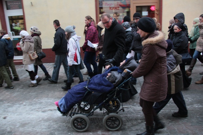 Droga Krzyżowa ulicami Kluczborka