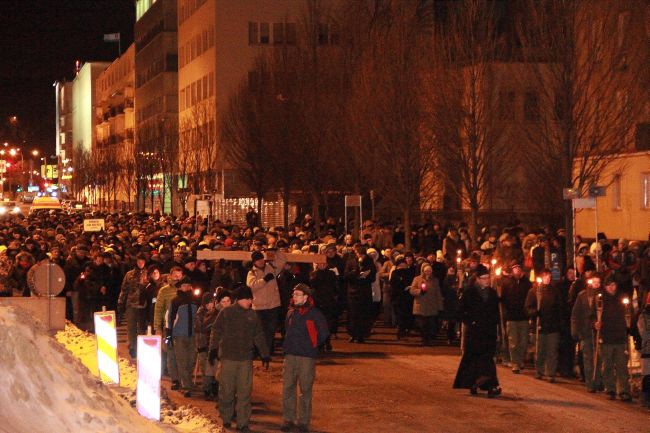 Tłumy gdynian na Drodze Krzyżowej