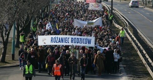 Podziękowali rodzicom marszem