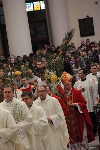 Światowy Dzień Młodzieży w katowickiej katedrze