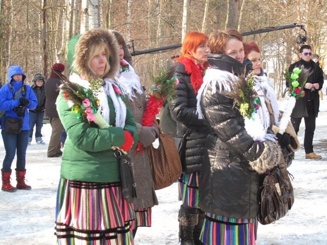 Msza św. i procesja w radomskim skansenie