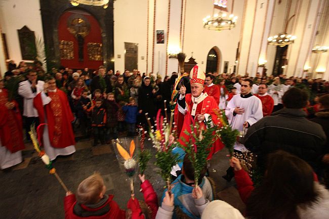 Niedziela Palmowa w archikatedrze warszawskiej