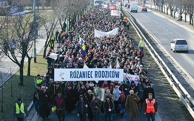 To zdecydowanie największa manifestacja, jaka odbywa się w diecezji legnickiej