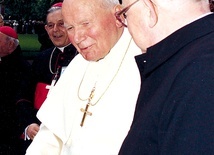 Jan Paweł II  w stolicy Dolnego Śląska. W 1997 r. Rada Miejska nadała mu tytuł honorowego obywatela Wrocławia. Czy zaproszenie na święto miasta piosenkarki nawołującej do nienawiści wobec papieża to właściwa decyzja?