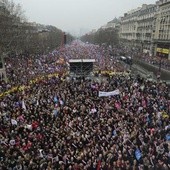 Chcą referendum ws homomałżeństw