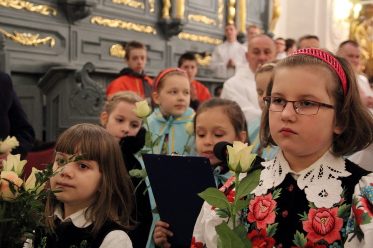 Wielki Czwartek w katedrze łowickiej