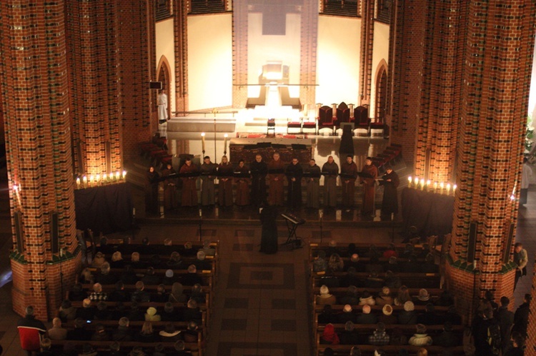 "Camerata Silesia" nocą