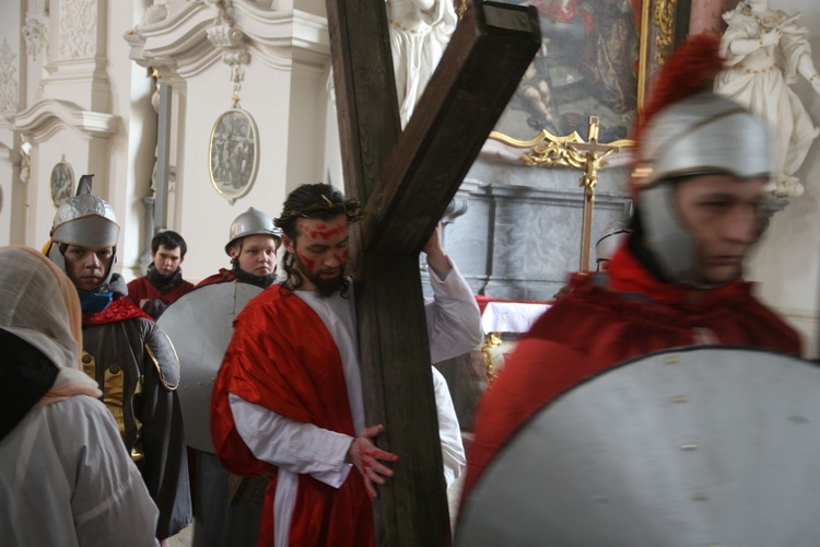 Wielki Piątek w obiektywie