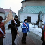 Żywy folklor na Rezurekcji w opoczyńskiej kolegiacie