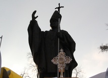 Przybył z głębokiej modlitwy