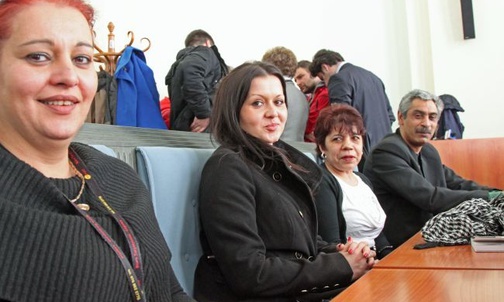 Romowie opanowali urząd (wideo)