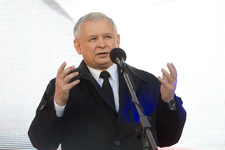 Kaczyński: Narzuca się odpowiedź: "był wybuch"