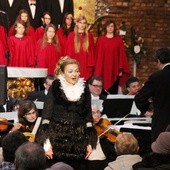 W inauguracyjnym koncercie zaśpiewała Małgorzata Walewska