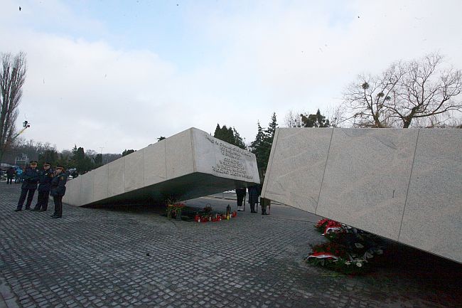 Rocznica katastrofy: Powązki