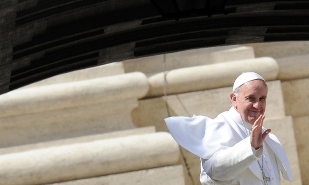 Papież: Słowo Boże przekracza Biblię