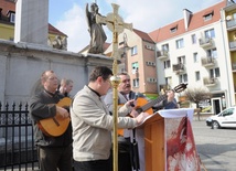 Ewangelizacja na prudnickim Rynku