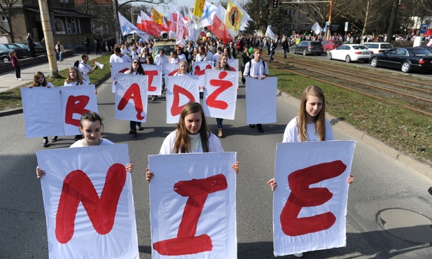 Nie bądź cicho