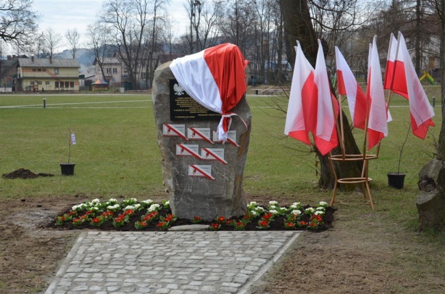 Odsłonięcie pomnika w Mszanie Dolnej