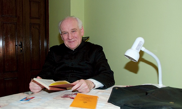  – Trzeba się modlić. To najpewniejszy codzienny egzorcyzm – mówi ks. Jacek Beksiński