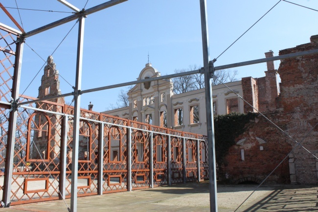 Pałac i park w Żmigrodzie