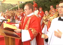 Krzyże misyjne dla 30 misjonarzy