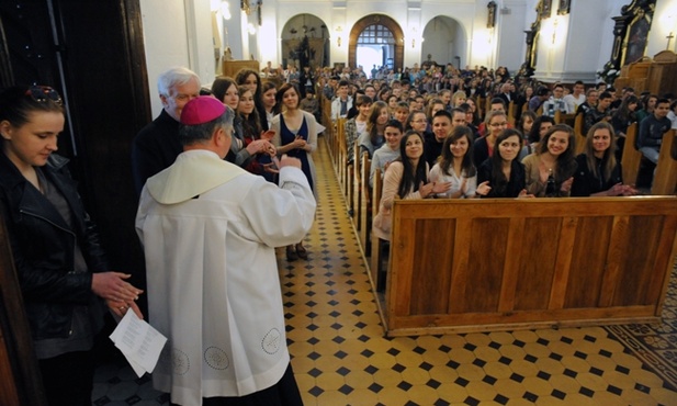 Nie dajcie się wyprowadzić z Kościoła