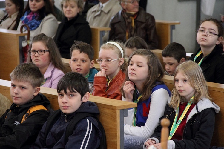 Koła różańcowe w centrum handlowym SCC