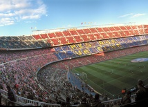 Na Camp Nou mozaika z 90 tysięcy kartoników