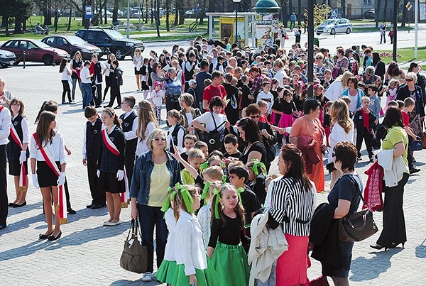 Święto szkoły najbardziej przeżywali najmłodsi