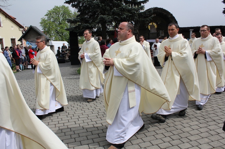 Eucharystia pątników z bp. Piotrem Gregerem