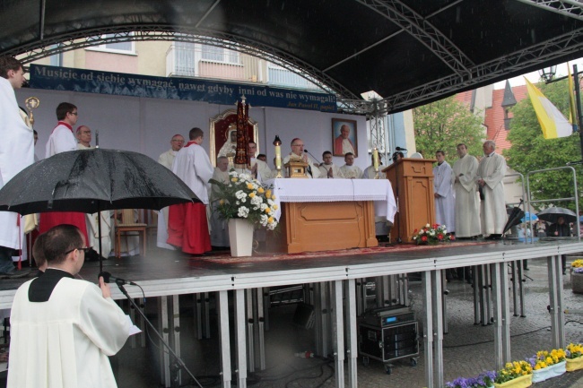 Odsłonięcie pomnika bł. Jana Pawła II