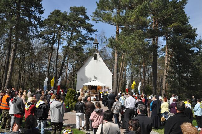 Piesza Pielgrzymka Promienista